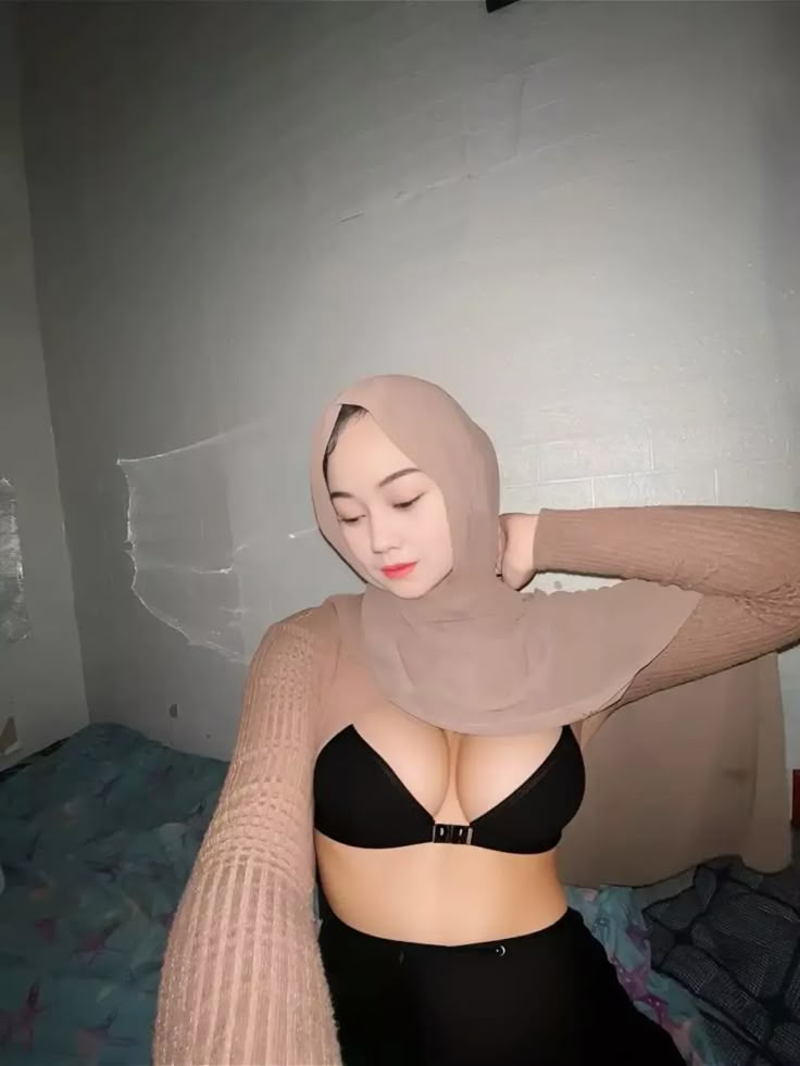 Viral Guru Daisy Bae Hijab ngasih tutorial Iclik yang enak Top Global Official 2025